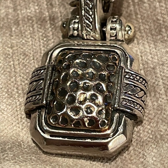 Square Hammered Barrel Necklace - Picture 2 of 9